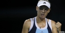Wozniacki’s Returns To Babolat, Yonex Is Furious And Her Dad Still In The Picture thumbnail