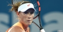 WTA WOMEN’S TENNIS NEWS FROM BRISBANE & AUCKLAND , SAM STOSUR WAS UP 5-1 IN FINAL SET BUT  ” CHOKED “ thumbnail