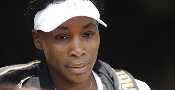 Venus_Williams_at_the_2009_Wimbledon_Championships_01
