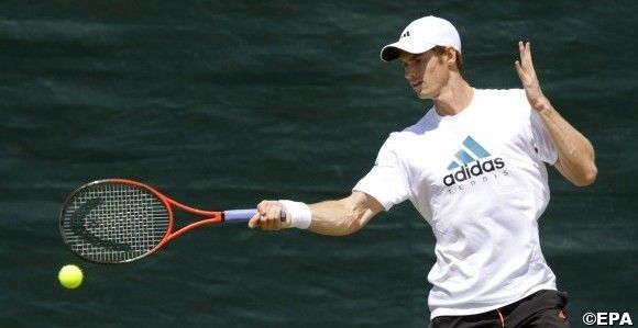 Andy Murray training