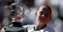 20 YEAR OLD JELENA OSTAPENKO STUNS SIMONA HALEP TO WIN FIRST GRAND SLAM TENNIS TITLE AT THE FRENCH OPEN 2017 thumbnail