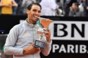 10SBALLS SHARES A TROPHY PHOTO GALLERY FROM THE ATP • WTA ROME TENNIS FINAL thumbnail