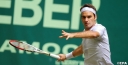 Federer Decides To Stay With Headband thumbnail